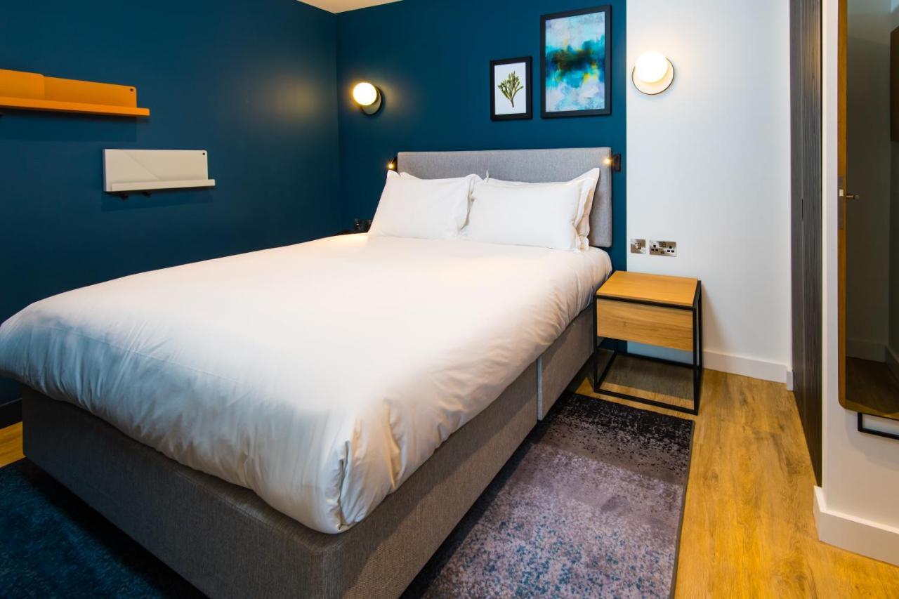 One-Bedroom King Suite,1147798711:JPEG