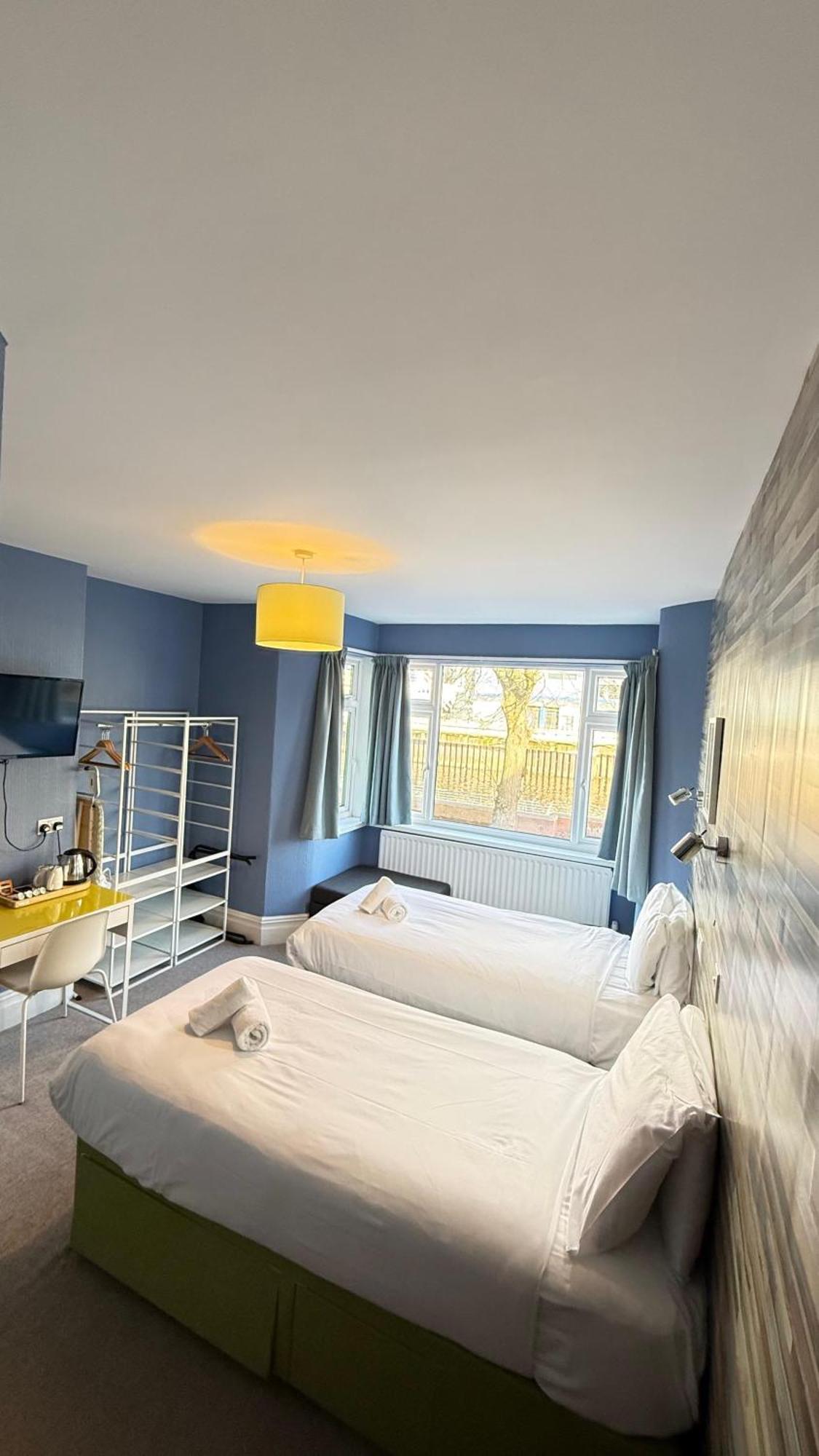 Deluxe Double or Twin Room with River View