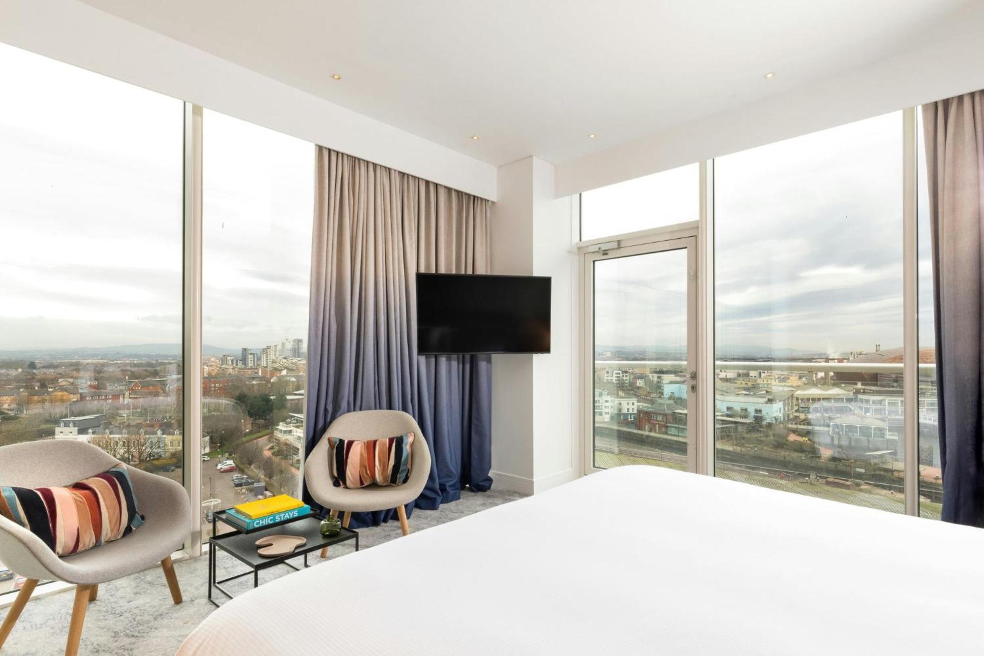 Super Junior King Suite Tiger Bay