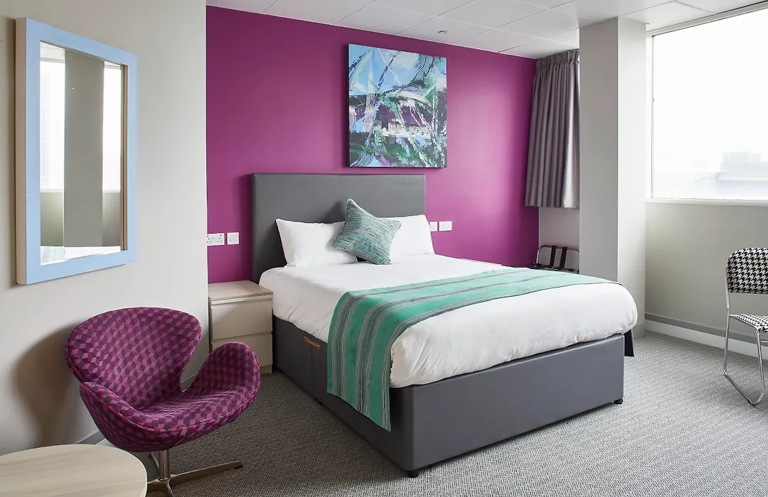 Cardiff Bute Terrace Hotel-1