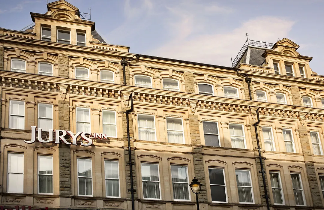 Leonardo Hotel Cardiff-1