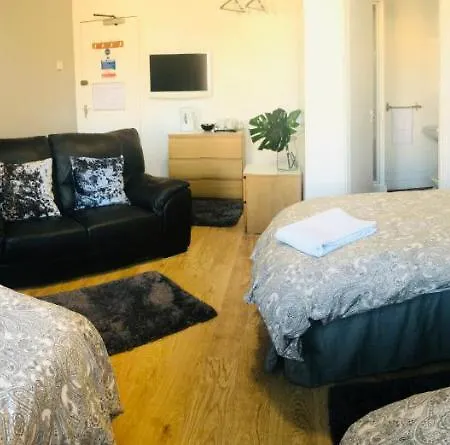 Mayfair Guest House-2