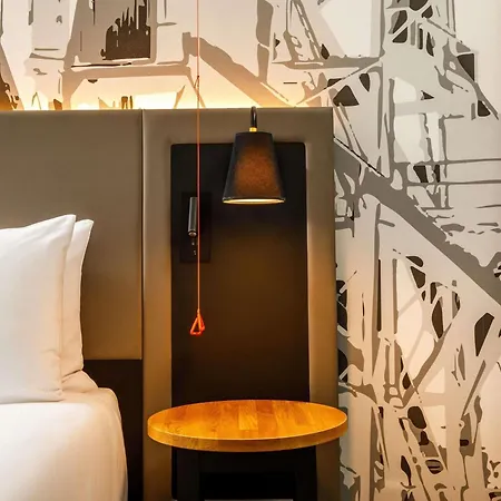 Mercure Cardiff-2