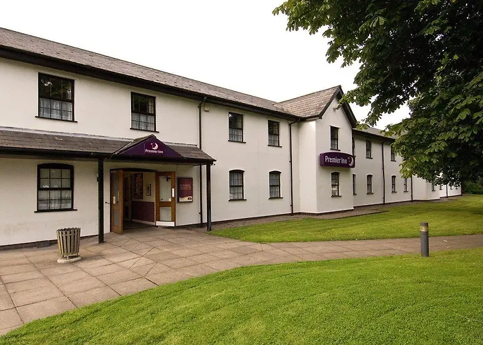 Premier Inn Premier Inn Cardiff East
