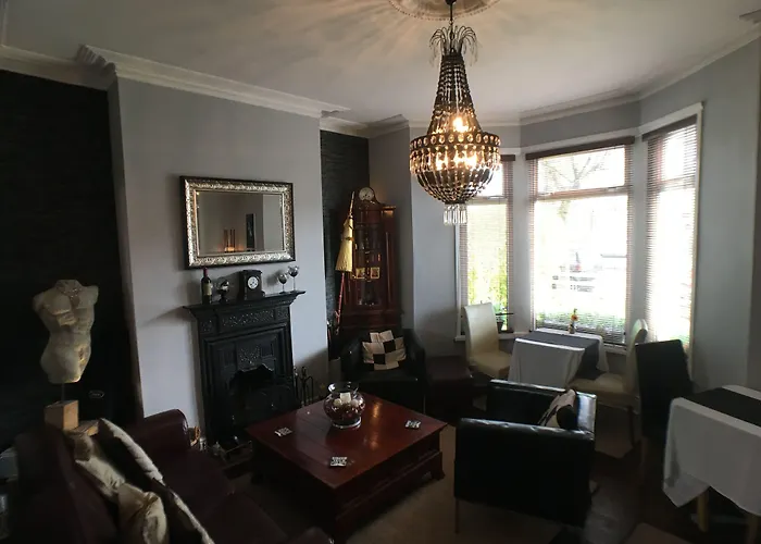 Ty Rosa Rooms Cardiff