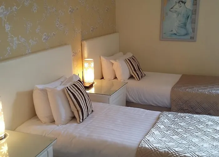 Dexby Townhouse Hotel Cardiff