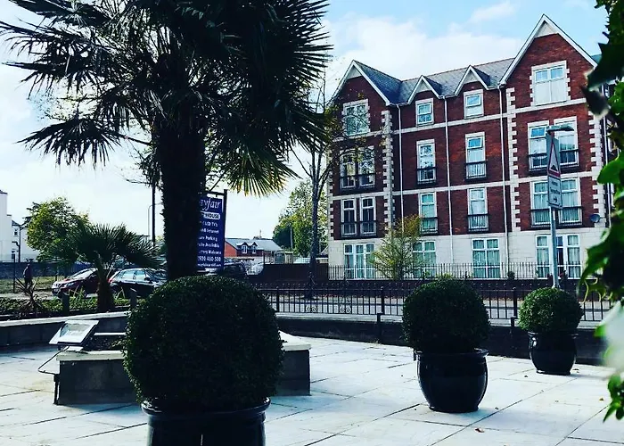 Mayfair Guest House Cardiff